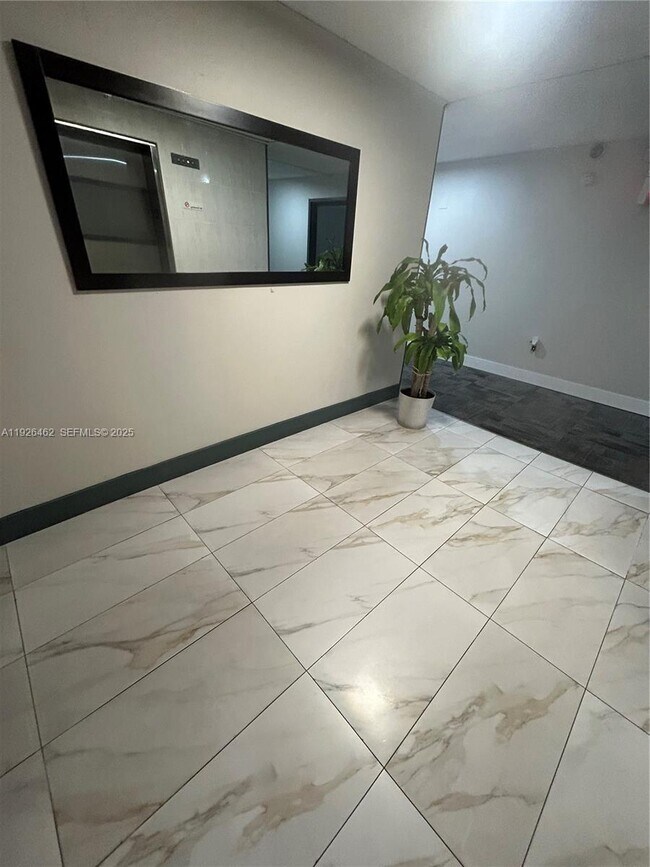 Photo - 1250 NE 125th St Unit 208C