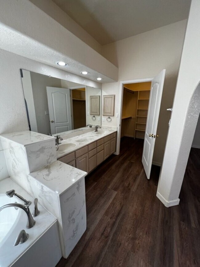 Great 3 Bedroom Near Kirtland Airforce Base House House Rental in