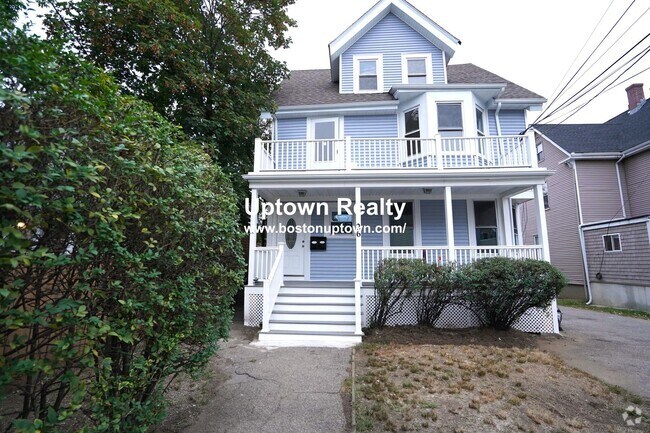 Building Photo - Spacious 2 Bed Right In The Heart Of Allston! Rental