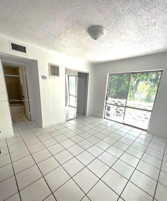 Photo - 1610 NW N River Dr Condo Unit 207