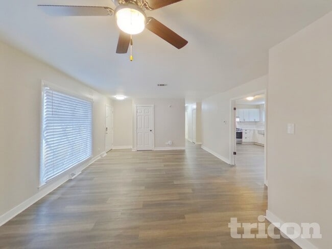 Photo - 15202 Highland Ave