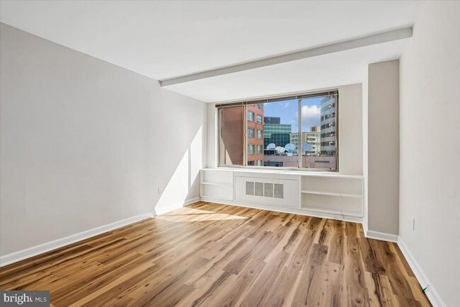 Photo - 1121 Arlington Blvd Unit 609