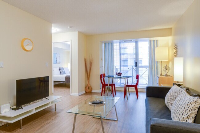 Photo - 212A Adelaide St W Unit ID1034874P