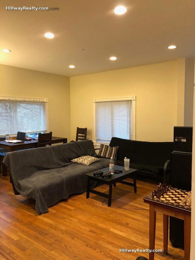 Photo - 38 Calumet St