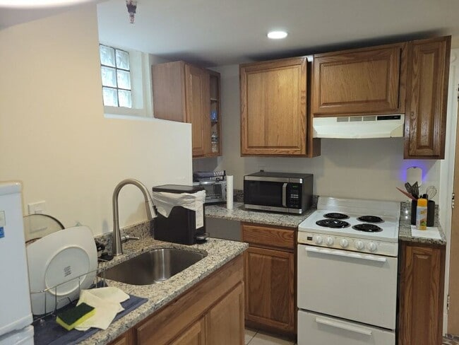 Building Photo - NO FEE! Great deal!!!! Garden level Allston studio with HEAT AND HOT WATER INCLUDED for 9/1!