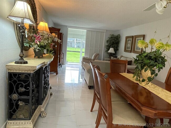 Photo - 9420 S Hollybrook Lake Dr Unit 102