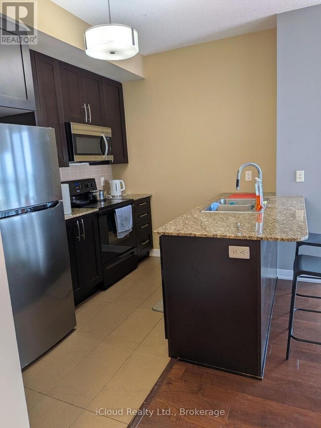 Photo - 4070 Confederation Pkwy Unit 2409