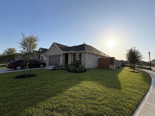 Photo - 3004 Pintail Green Dr