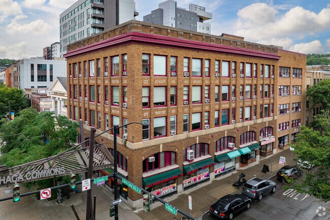 Commons West