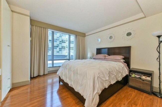 Photo - 2 Avery St Unit 810
