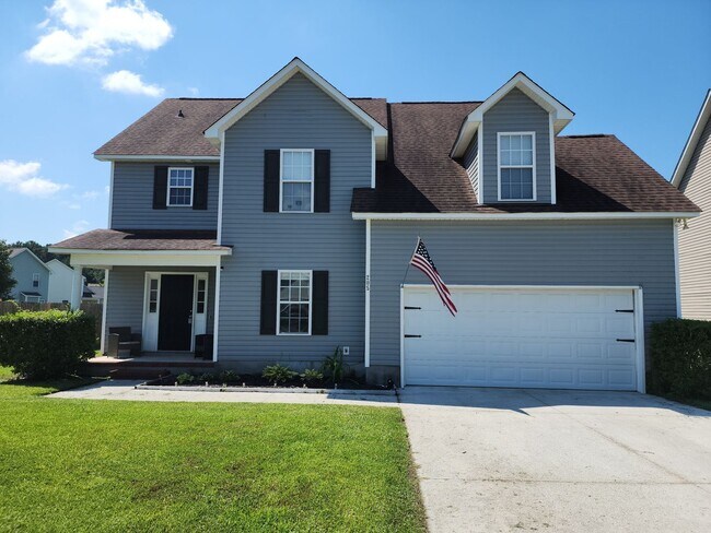 Photo - 205 Ashcroft Dr House