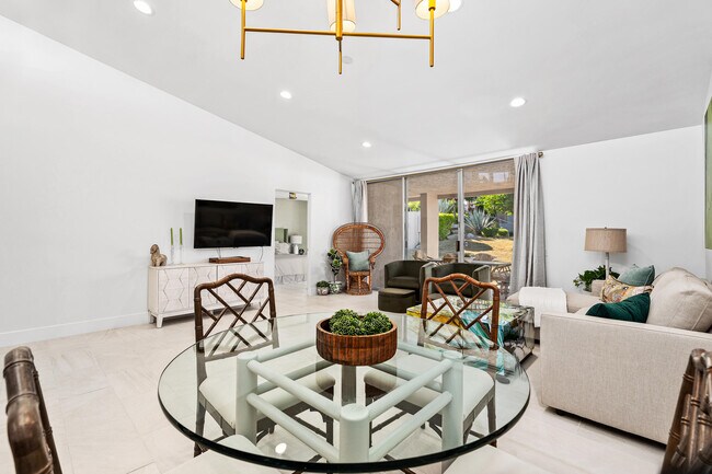 48885 Mariposa Dr