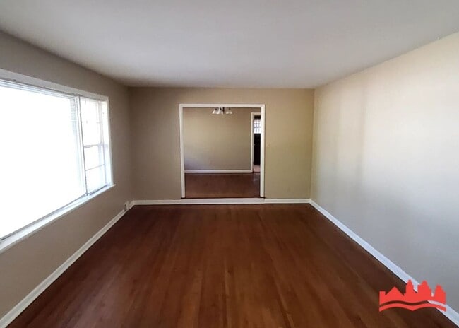 Photo - 1251 Singing Trees Dr