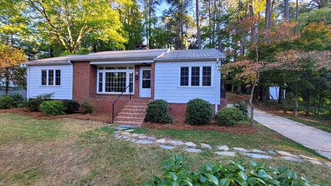 Photo - 625 Sunset Dr