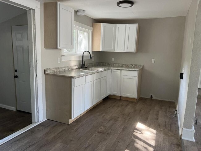 Photo - 29 S Ball St