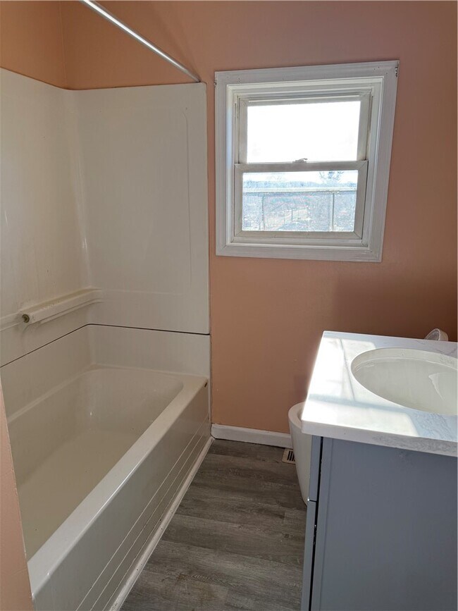 Photo - 106 W 2nd St