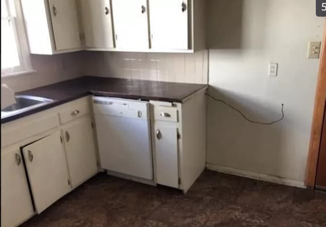 Photo - 2026 Pawnee Ave