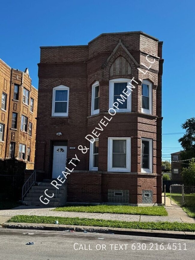 Photo - 11347 S King Dr Unit 1