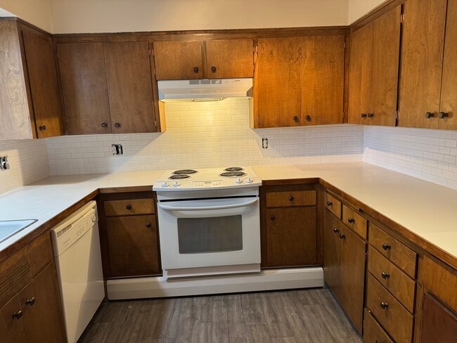 Photo - 2921 E 32nd Ave Unidad 18