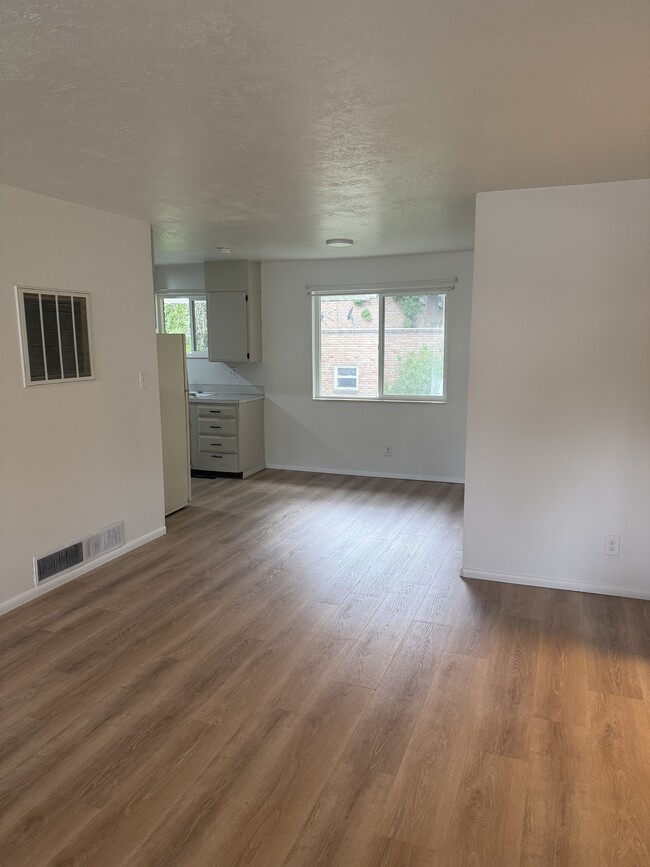 Photo - 205 N Freeman Ave Unit 225