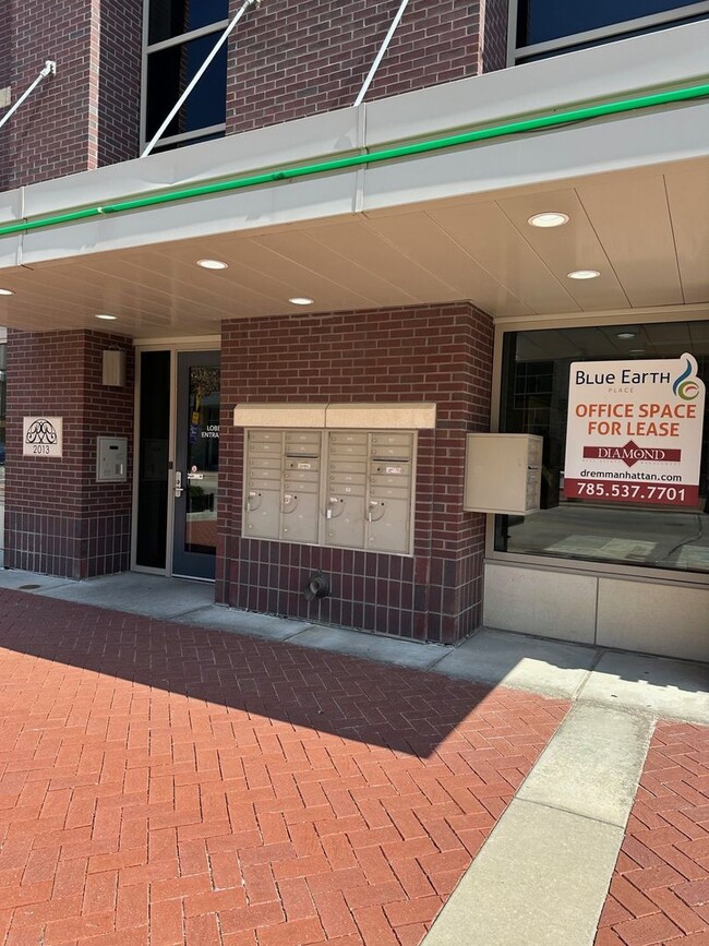 Photo - Blue Earth Place-One Bedroom available Unit BLUE EARTH - #301