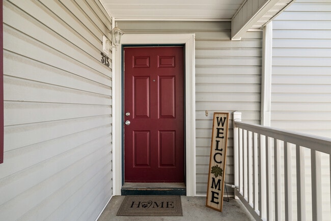 Photo - Blue Ridge Apartments