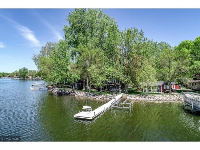 Photo - 14684 Cove Ave SE