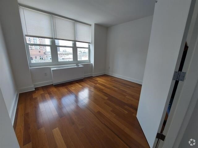 Building Photo - 88 Morgan St Unit 2401 Rental