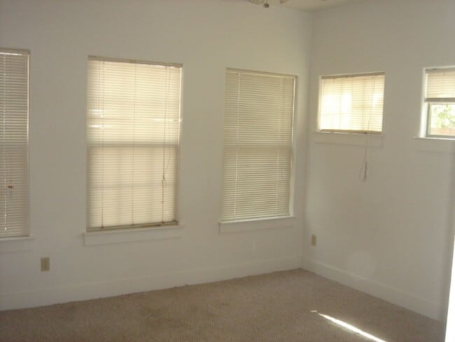 Photo - 5101 Martin Ave Unidad #A