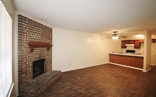 Photo - 122 Country Bend