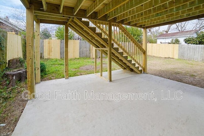 Photo - 1007 Hogan St Unidad A