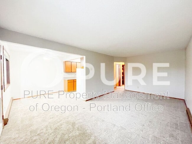 Building Photo - 1123 SE 27th Ave