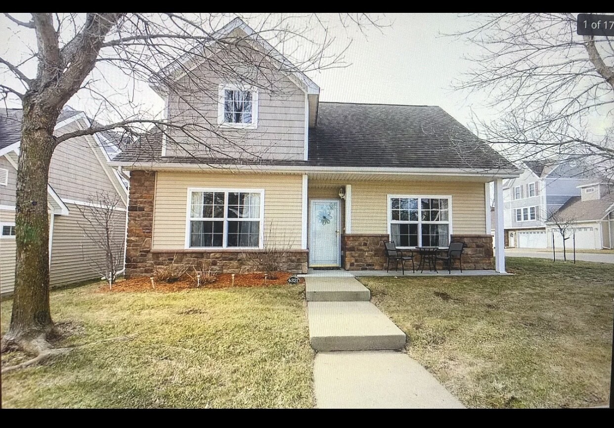 Photo - 4321 153rd St Townhome