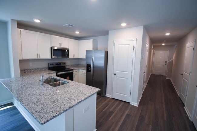 619 Golden Resin Rd