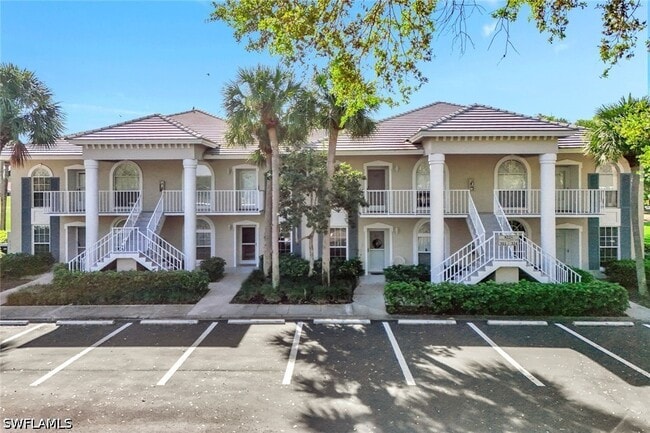 8228 Twelve Oaks Cir Unit 323