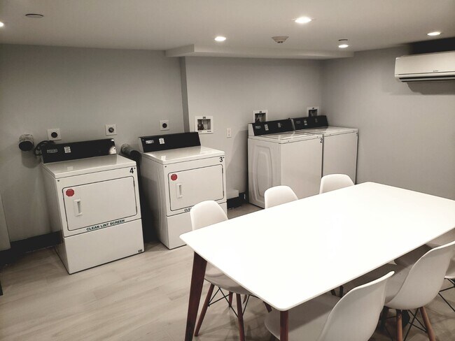 Photo - 203 Rochester Ave