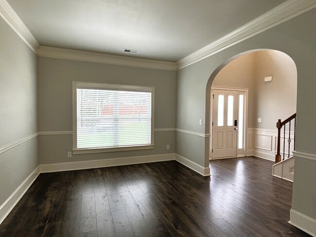 Photo - 781 Bridgewater Dr