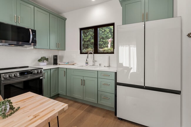 Photo - 8524 Arma St Apartments Unit 2