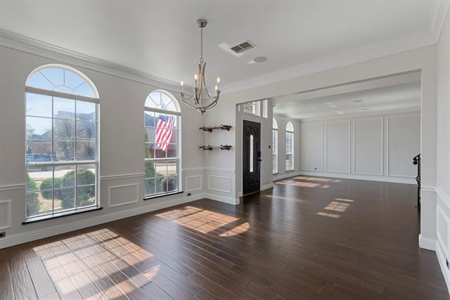 Photo - 200 Lovegrass Ln