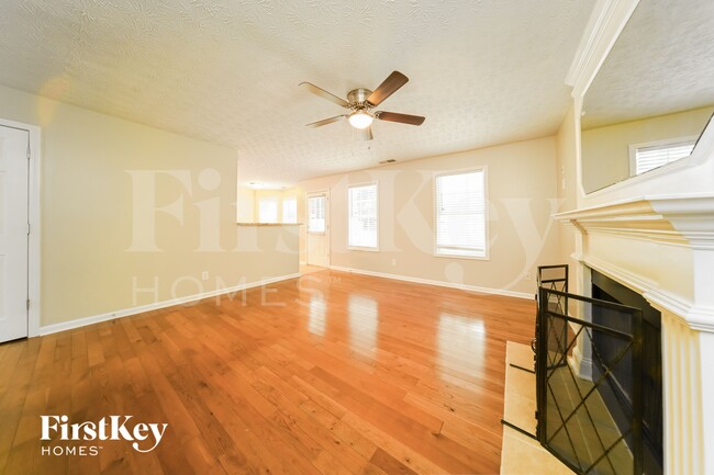 Photo - 9093 Ashton Rd