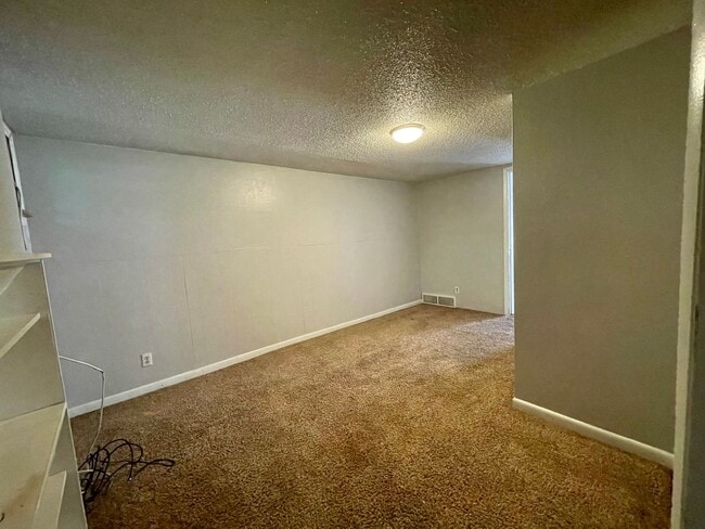 Photo - 1901 11th Ave Unit 2 (Downstairs)