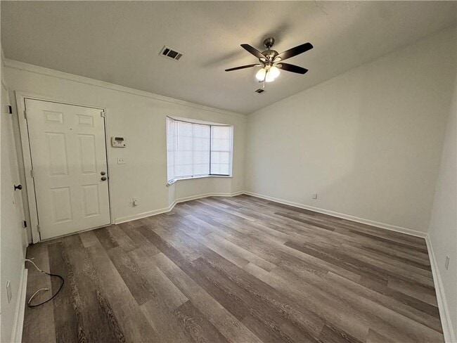 Photo - 3929 Flakes Mill Rd