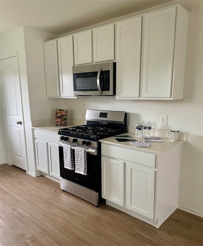 Photo - 221 Crystal Bay Ln