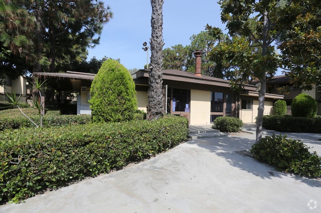 Photo - Park Plaza Apartments