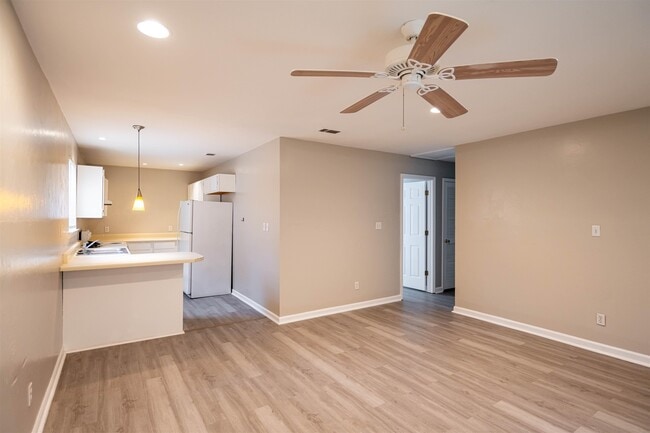 Photo - 1318 Melvin St