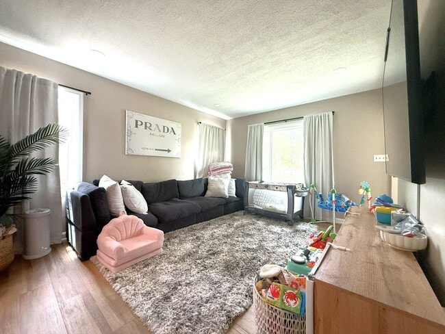 Photo - 4 Bedroom Single Family Home with 2.5 car garage