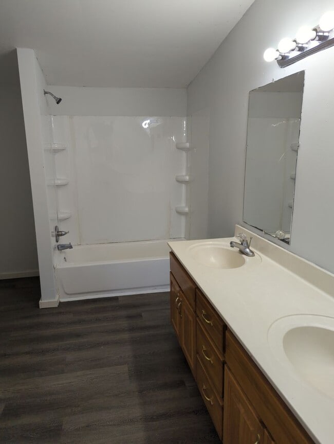 Photo - 4 Bedroom House in Rossville