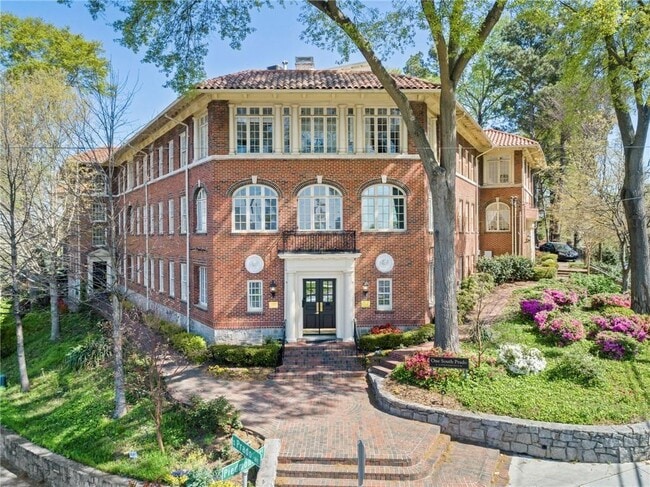 Building Photo - 1 S Prado NE Unit 5