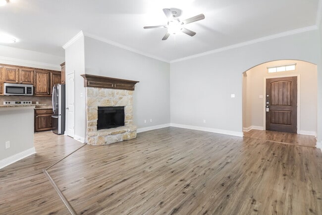 Photo - 2720 Claydon Dr