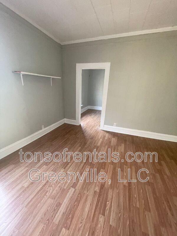 Photo - 1222 N Limestone St